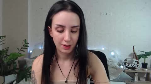 Emyli online show from 02.27.25