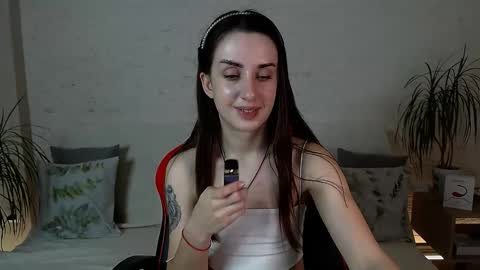 Emyli online show from 11.20.25