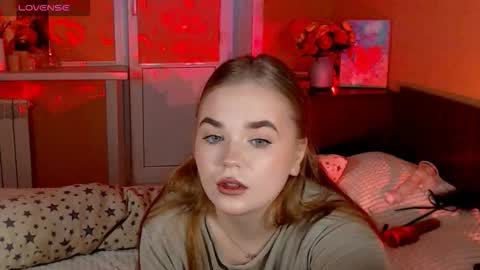 Emily  Emi online show from 11.09.25