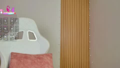 Emily  online show from 11.12.25