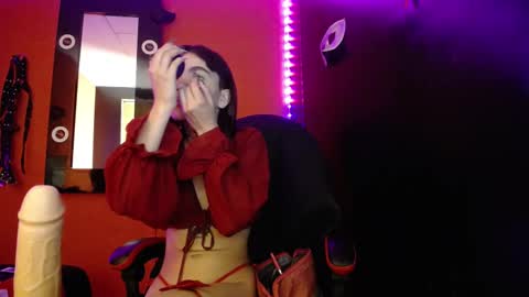 Emily online show from 10.11.25
