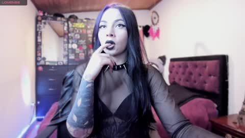  Emily Support me to have 100 likes plx online show from 12.26.24