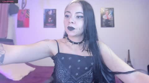  Emily Support me to have 100 likes plx online show from 02.02.25