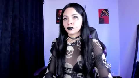  Emily Support me to have 100 likes plx online show from 11.12.25