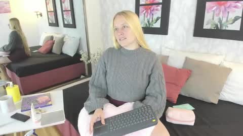 Summer 3 online show from 09.28.25