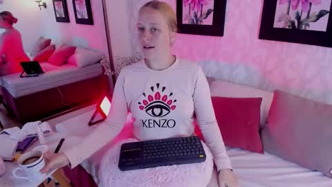 Summer 3 online show from 12.05.25