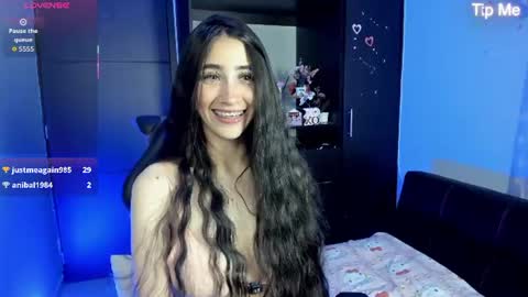 Snapshot of emilytafur chatting on 07.18.26 Emy online show from 07.18.26