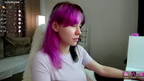 Snapshot of emilytrase chatting on 07.03.26 Betty online show from 07.03.26