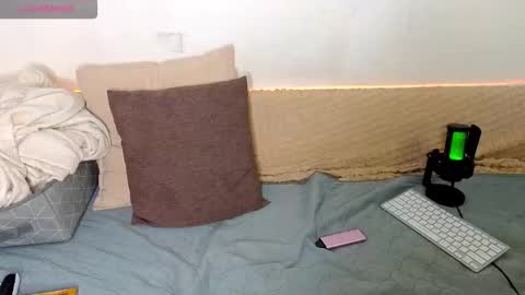 Snapshot of emilytrays chatting on 02.12.26 Emily wish-list online show from 02.12.26