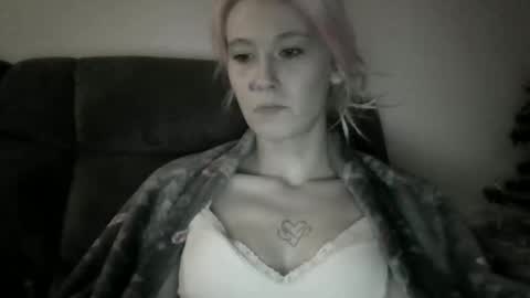 emilywarren296 online show from 11.12.25