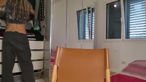 Emily ----  online show from 02.05.26