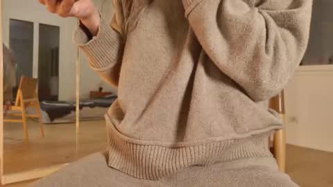 Emily ----  online show from 03.04.26