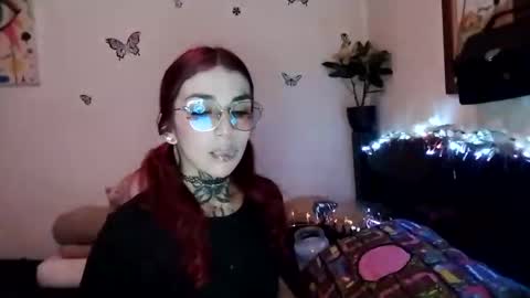 Valentina independent model online show from 01.28.25