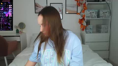 Snapshot of emilyxgrasez chatting on 02.10.25 Emily online show from 02.10.25