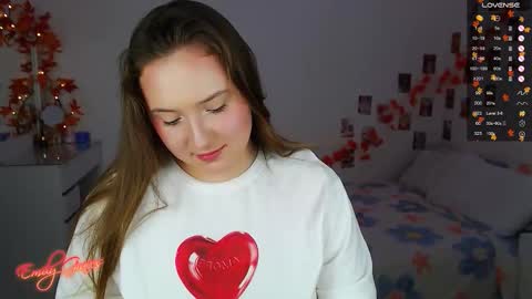 Snapshot of emilyxgrasez chatting on 10.28.25 Emily online show from 10.28.25