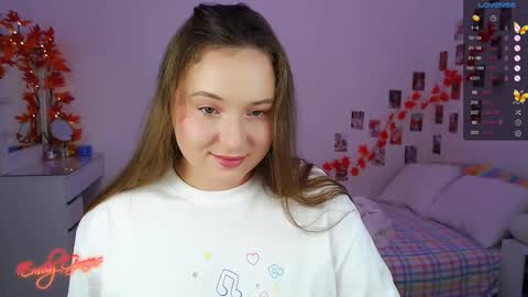 Snapshot of emilyxgrasez chatting on 11.16.25 Emily online show from 11.16.25