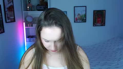 Snapshot of emilyxgrasez chatting on 01.06.26 Emily online show from 01.06.26