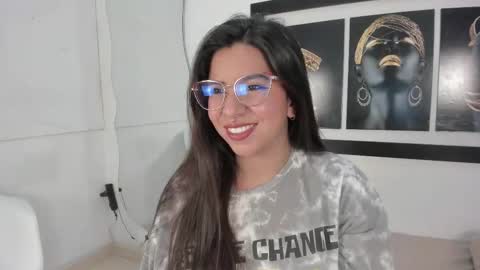 emilyy_cooperr online show from 10.02.25