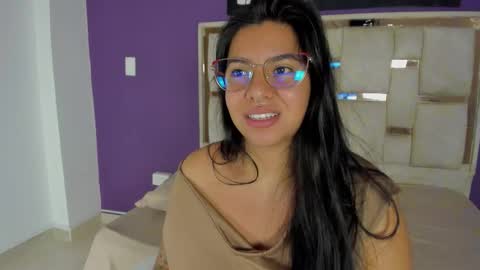 emilyy_cooperr online show from 03.05.26