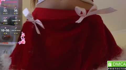 Snapshot of emina_woody chatting on 12.22.25 Tracy online show from 12.22.25