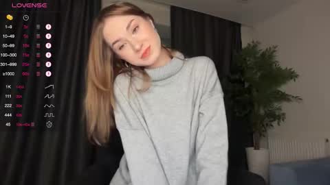 Snapshot of eminemswife chatting on 02.10.26 Nadya online show from 02.10.26