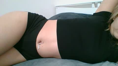 Snapshot of emma_991 chatting on 11.30.25 emma_991 online show from 11.30.25