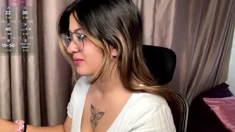 Snapshot of emma__bell_ chatting on 10.09.25 Emma Is here online show from 10.09.25
