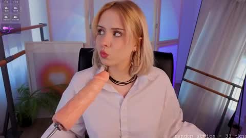 Molly online show from 04.09.26