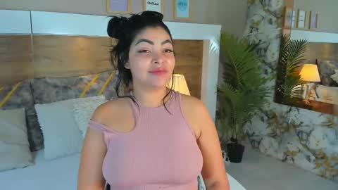 Snapshot of emma_bakker_ chatting on 02.22.25 Emma online show from 02.22.25