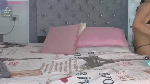 Emma online show from 10.14.25