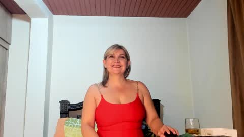 Snapshot of emma_brown777 chatting on 12.31.24 ALBA online show from 12.31.24