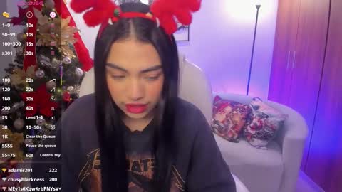 Snapshot of emma_connor1 chatting on 12.01.25 Emma online show from 12.01.25