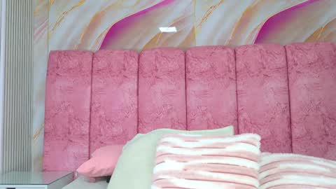 Emma online show from 03.27.26