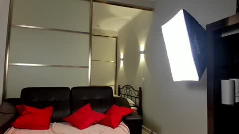 Emma online show from 01.09.25