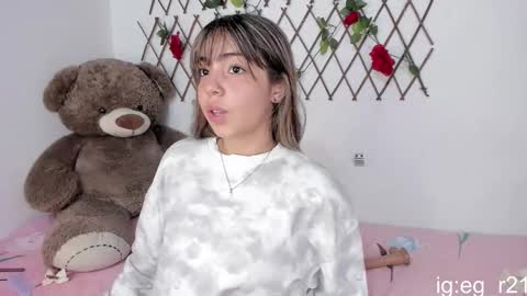 emma_grayys online show from 10.10.25