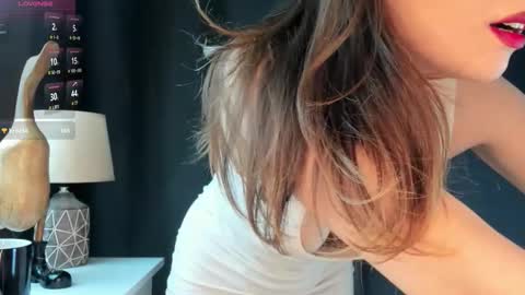 emma_groot online show from 10.05.25