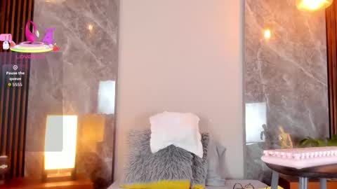 Emma online show from 10.20.25