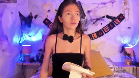 emma_jhoons online show from 10.05.25