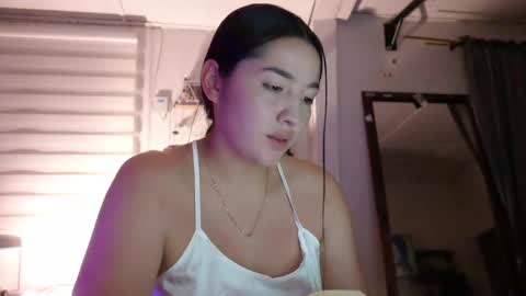 emma_johnson_ online show from 12.10.24