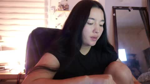 emma_johnson_ online show from 12.24.24