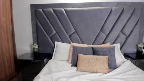 emma_jonness online show from 11.08.25