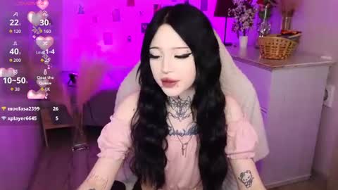 emma_kirks online show from 07.04.26