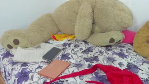 whises lits        online show from 10.13.25