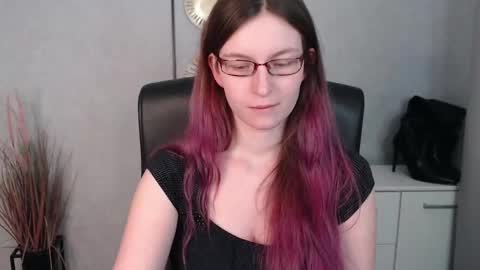 emma online show from 02.14.25