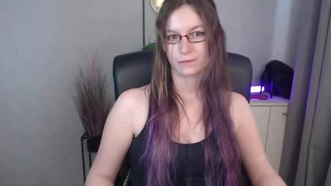 emma online show from 10.20.25