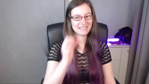 emma online show from 10.23.25