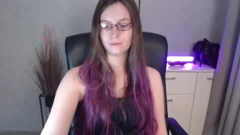 emma online show from 12.04.25