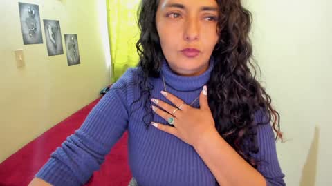 Snapshot of emma_luxy chatting on 12.29.24 emma luxy online show from 12.29.24