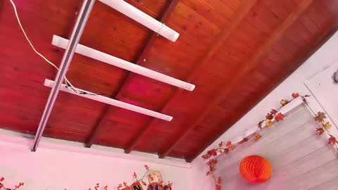 emma online show from 10.21.25