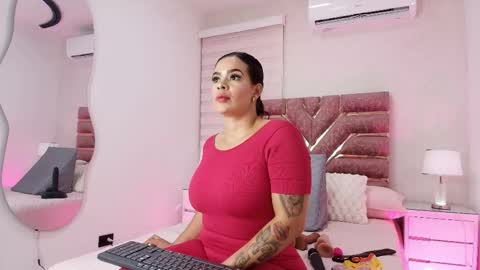 emma online show from 11.26.25